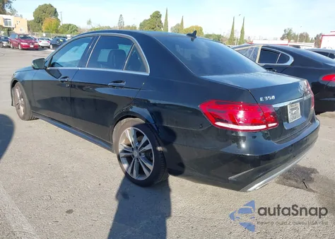 2014 Mercedes-Benz E 350 z USA, uszkodzony, nr VIN WDDHF5KB1EA837456